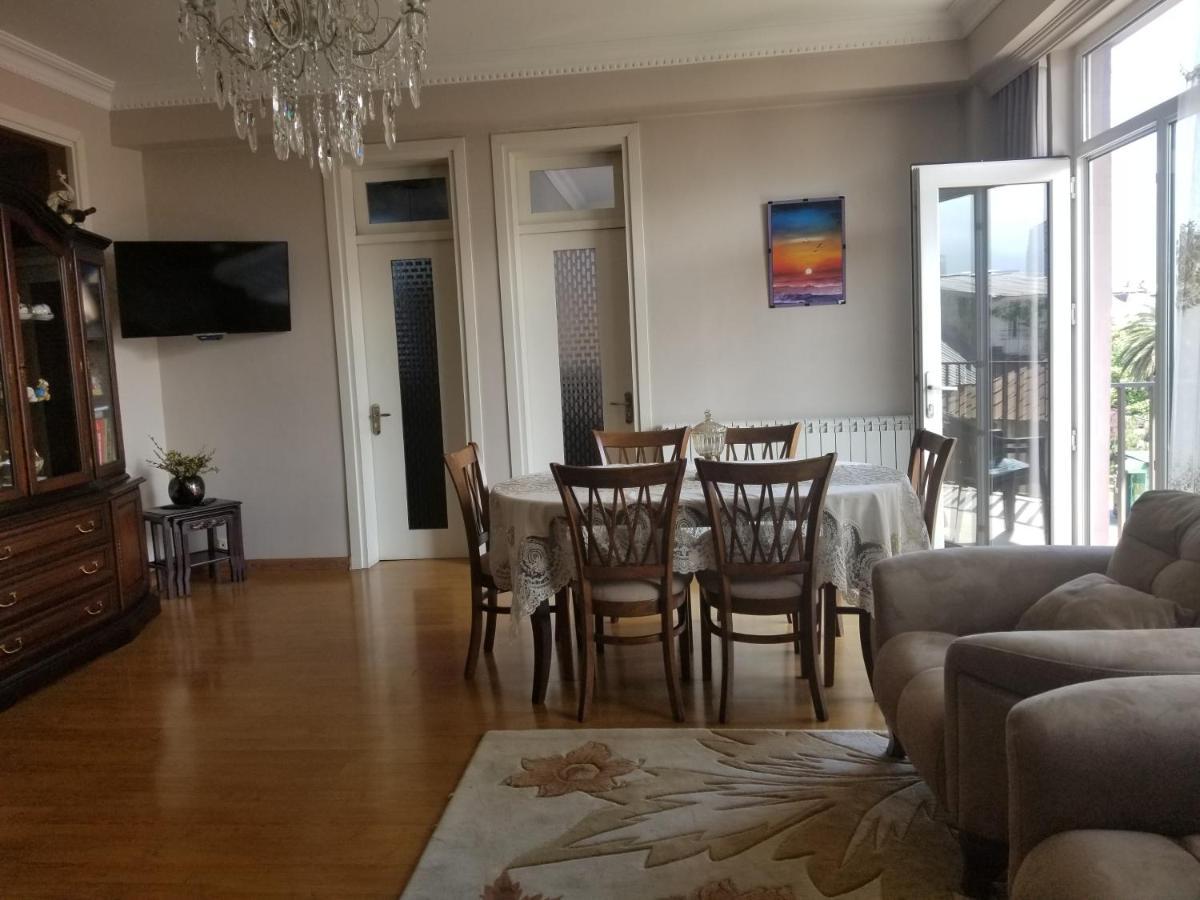 באטומי Apartment Chavchavadze 21 מראה חיצוני תמונה